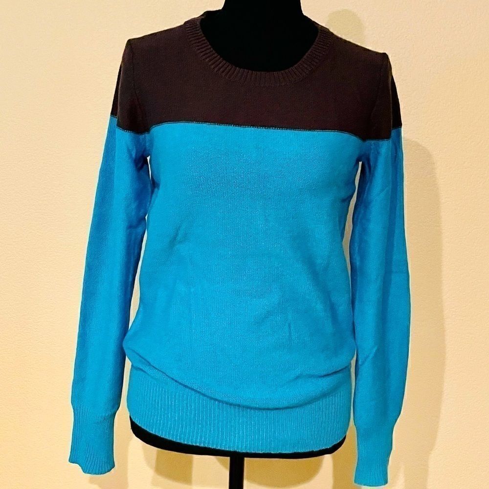 EUC Old Navy Women’s Colorblock Ribbed Sweater